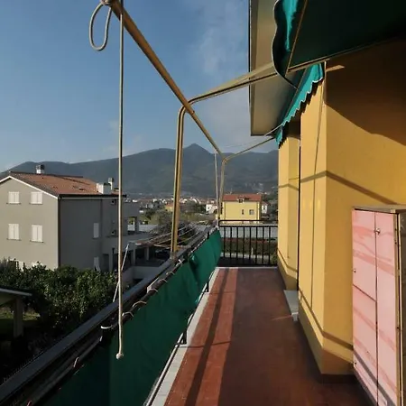 Casa Vacanze * Лоано